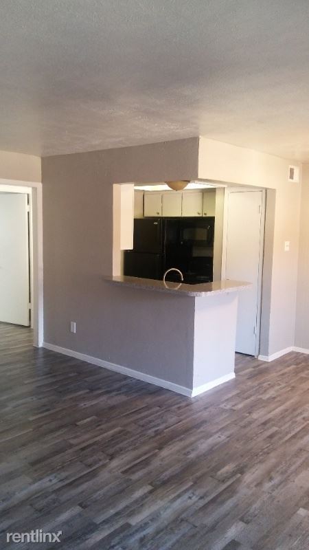 Building Photo - 2 br, 2 bath Apartment - 3200 W Pioneer Dr