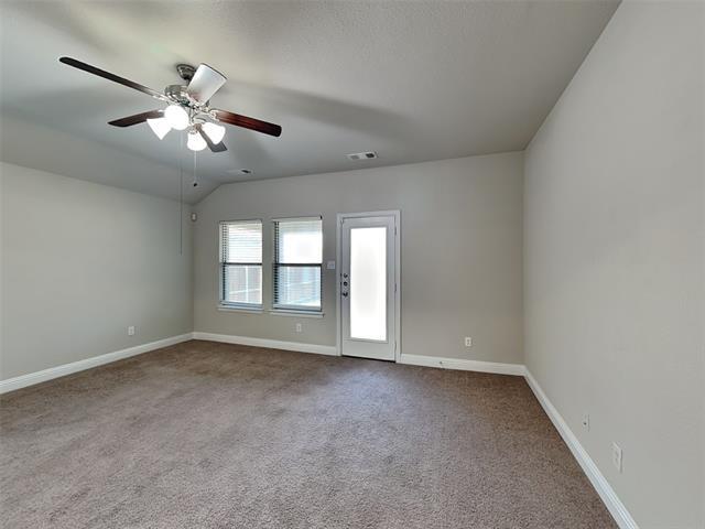 Foto del edificio - 2125 Johnson City Ave