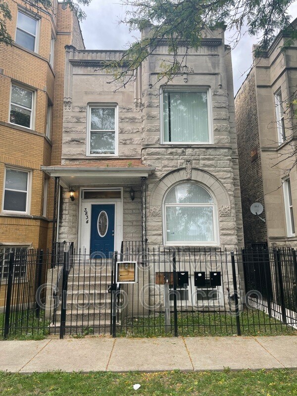 3834 W Polk St Unit Basement, Chicago, IL 60624 Condo for Rent in