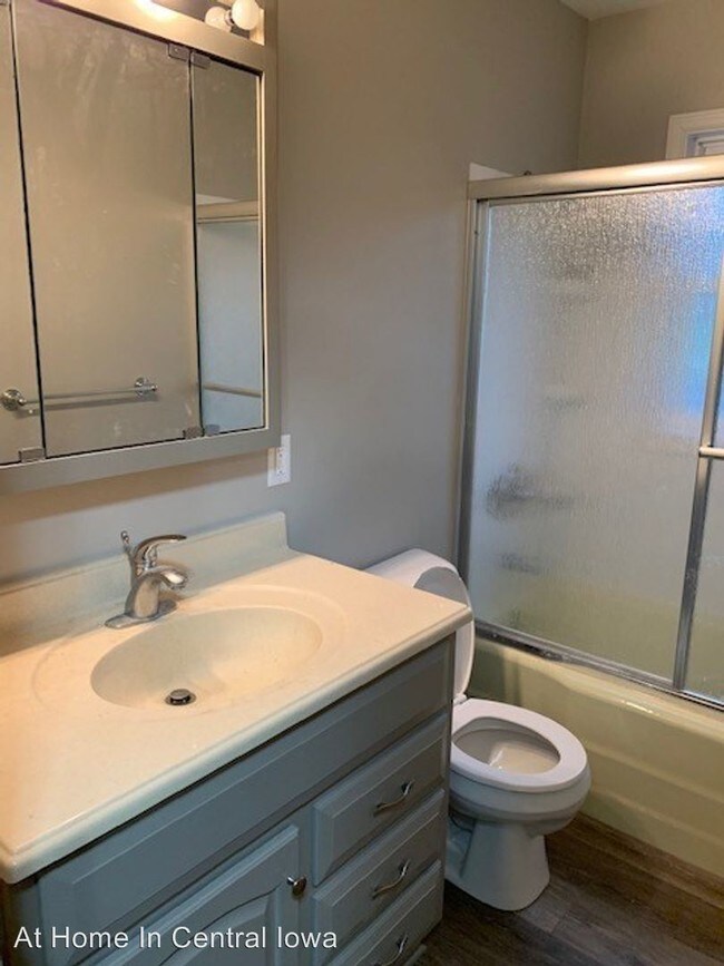 Foto del edificio - 303 E 16th St N