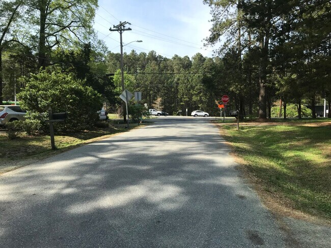 Foto del edificio - Cute cottage convenient to Chapel Hill and...