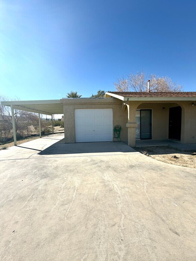 Building Photo - 73445 Sunnyvale Dr