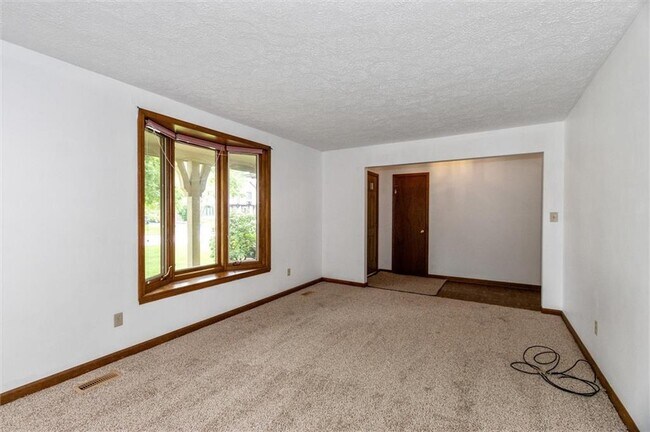 Foto del edificio - 12751 Wembly Rd