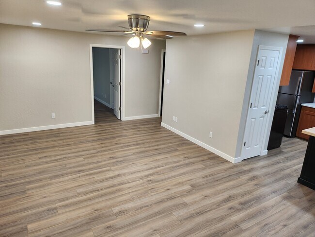 Building Photo - 17507 S Highland Ave