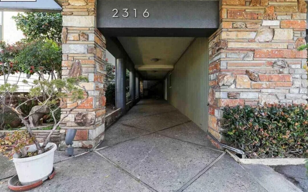 2316 Lakeshore Ave Unit 8, Oakland, CA 94606 Condo for Rent in
