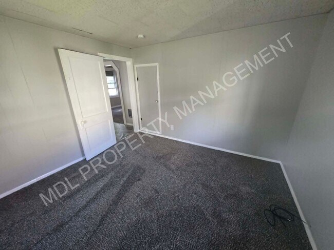 Foto del edificio - 2-Bedroom House in Saginaw