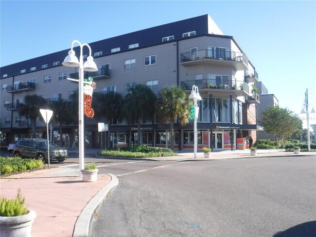 Foto del edificio - 1010 Central Ave N