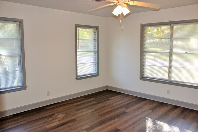 Building Photo - 2103 Tison St