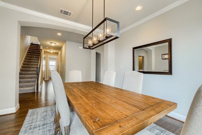 Building Photo - 15709 Colinas Cv