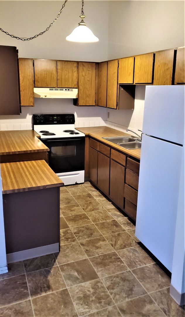 Foto del edificio - Broad Duplex's