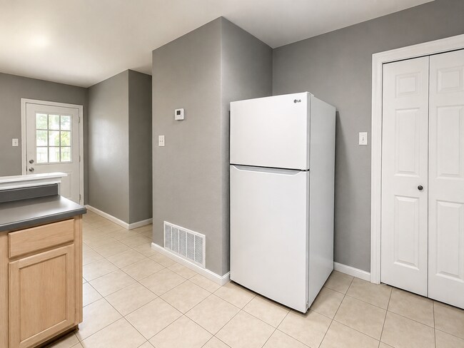 Building Photo - 2907 Cantabrian Dr