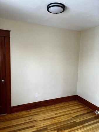 Building Photo - 3 Day St
