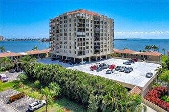 Building Photo - 6322 Palma Del Mar Blvd S