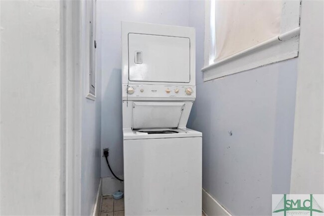 Foto del edificio - 2316 Barnard St