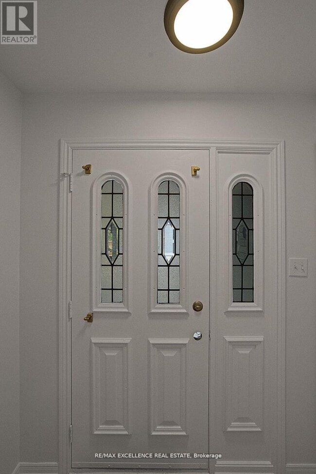 Photo du bâtiment - 1595 Borden St