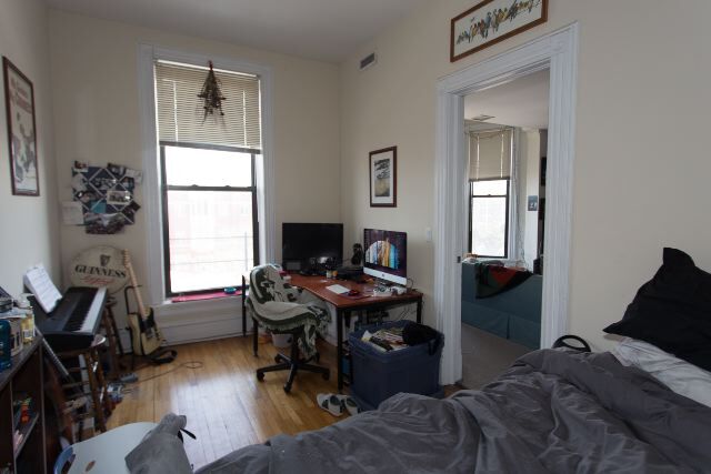 Foto del edificio - 2142 N Halsted St