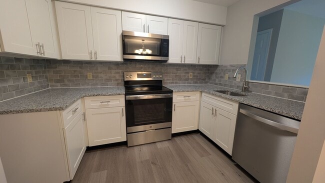 Building Photo - 4737 Cherly Drive
