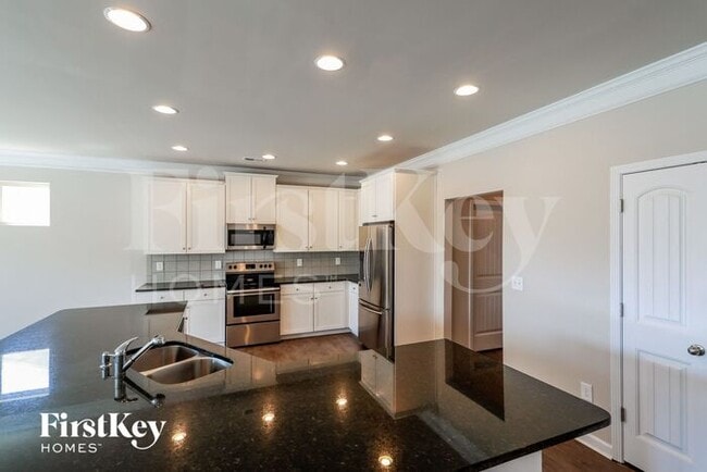 Foto del edificio - 930 Blind Brook Cir