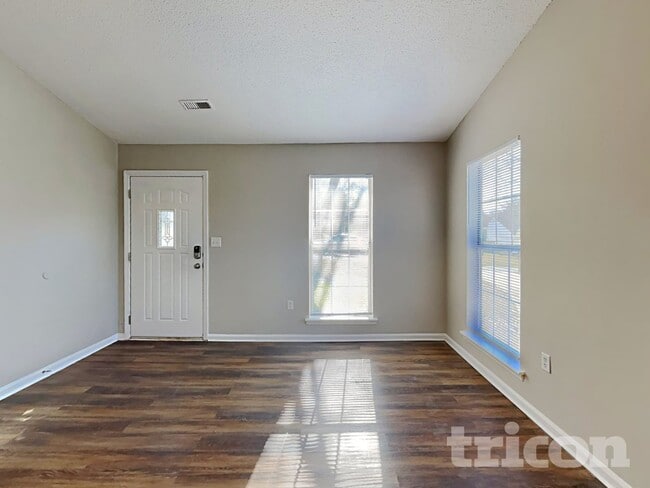 Building Photo - 14020 Eden Ct