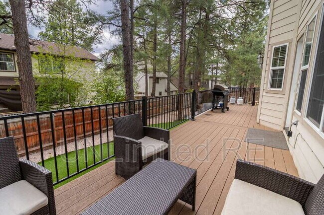Foto del edificio - 3865 S Big Sky Trail