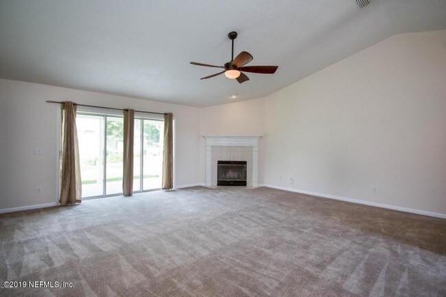 Building Photo - 1515 Walnut Creek Dr