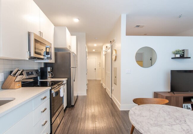 Foto del edificio - 601 E Pete Rose Wy