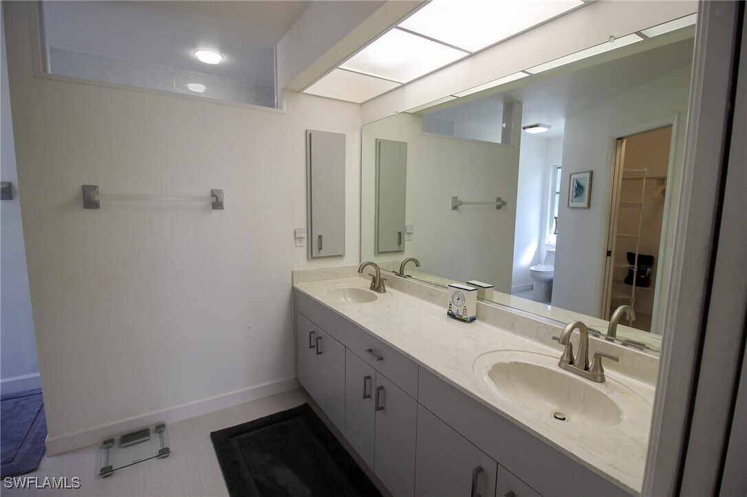 Foto del edificio - 138 SE 20th St