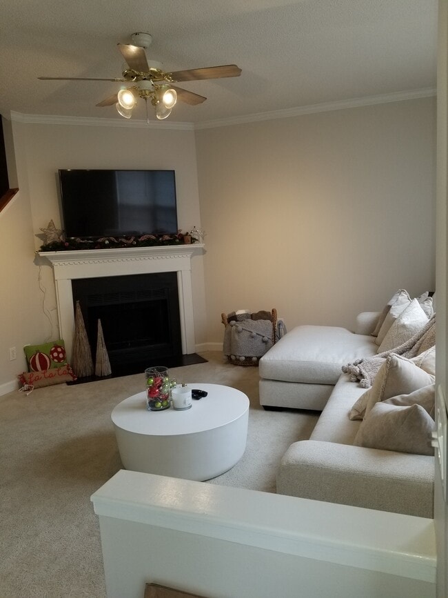 Building Photo - 7307 Bonnie Ridge Ct