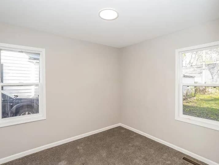 Foto principal - 23321 Vassar Ave