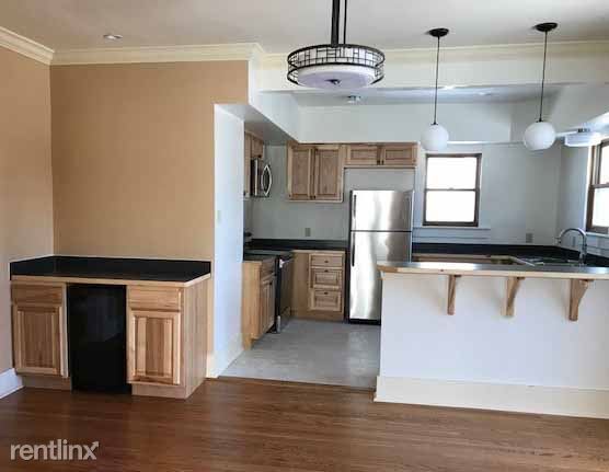 Building Photo - 4 br, 2 bath House - 100 South 9th Street