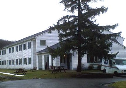 Foto del edificio - Maple Apartments
