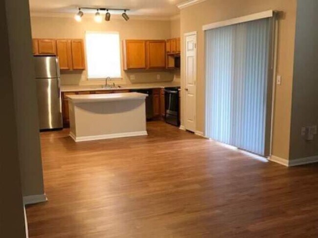 Foto del edificio - 3 bedroom in Deer Park TX 77536