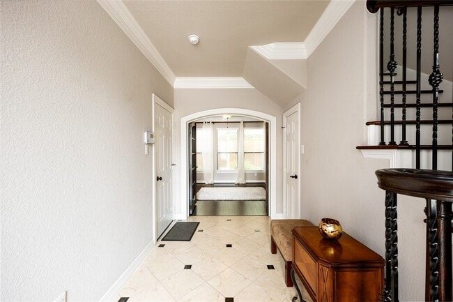 Foto del edificio - 5513 Livorno Way