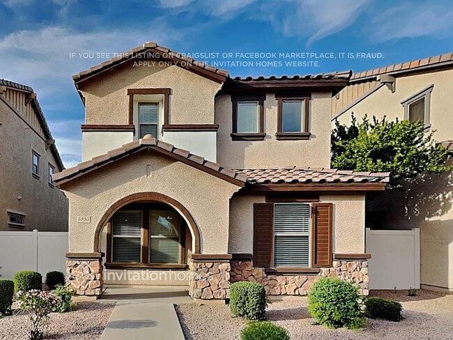 Building Photo - 5853 E Hoover Ave