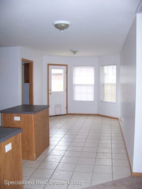 Building Photo - 3 br, 2 bath Apartment - 792-798 N 6th St