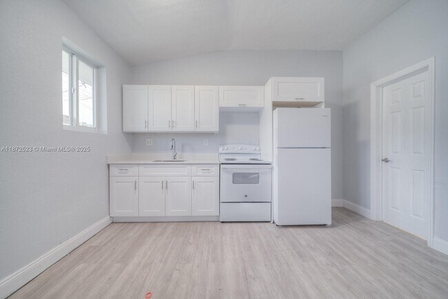 Foto del edificio - 17725 SW 103rd Ave