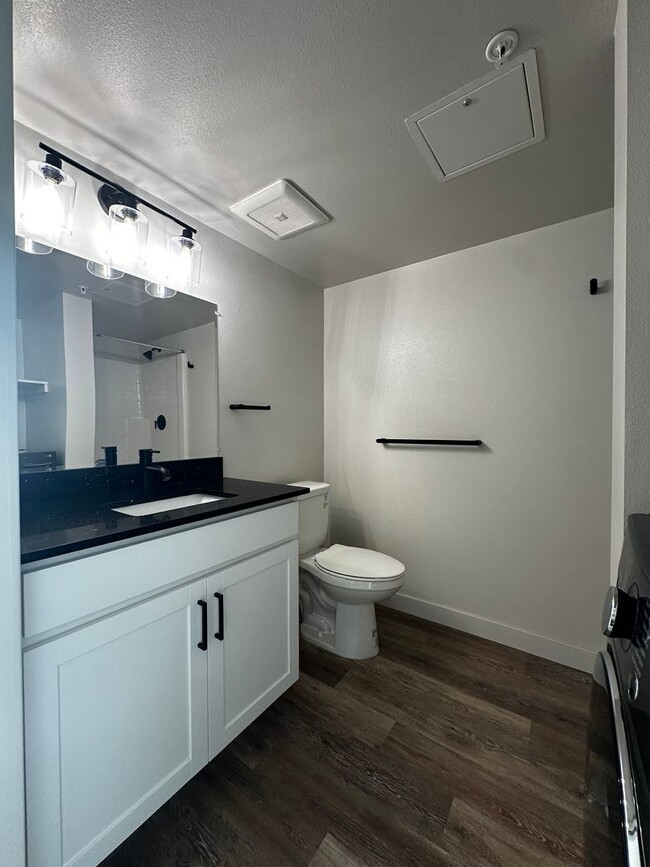 Interior Photo - Bode Uptown