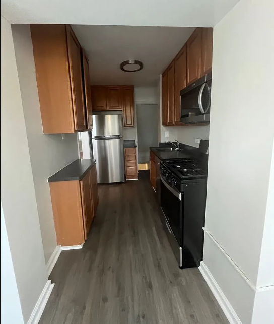 Building Photo - 3239 Martha Custis Dr