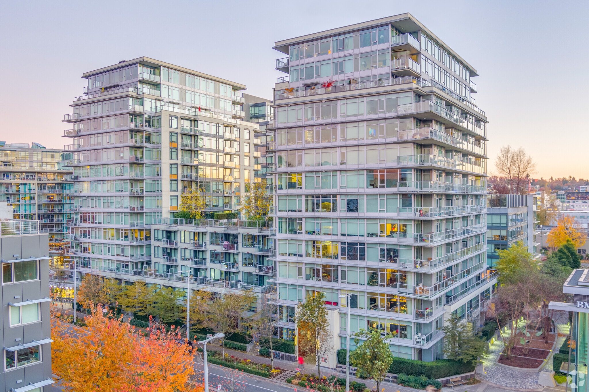 Wall Centre Central Park Tower 3