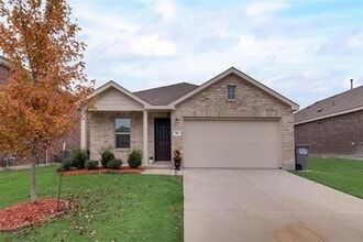 Building Photo - 751 Myrtle Ln