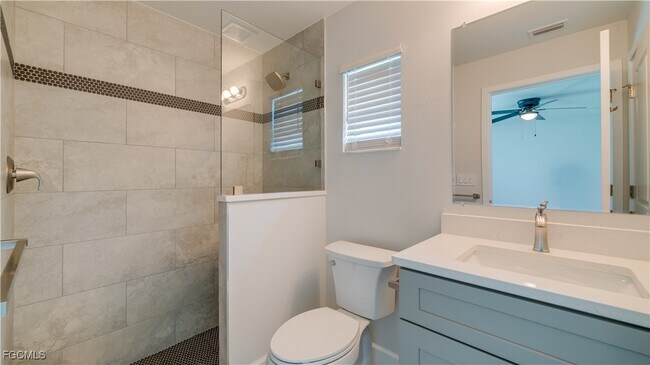 Foto del edificio - 4604 SW 8th Ct