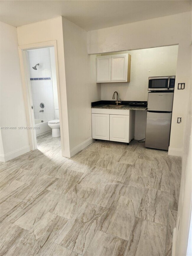 Foto del edificio - 10332 SW 211 St