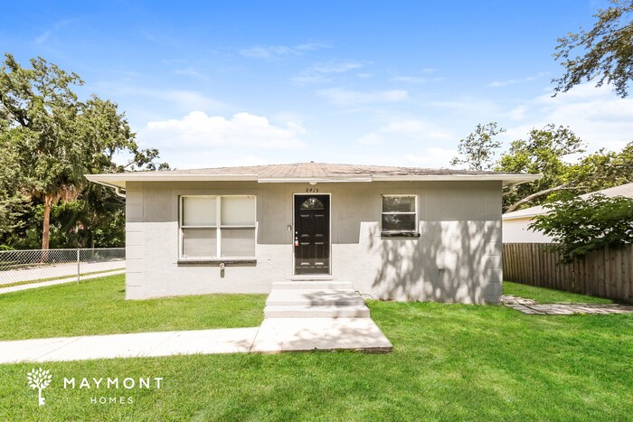 Foto principal - 8415 N 10th St