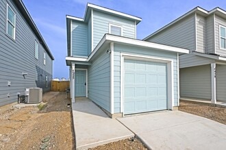 Building Photo - 4925 Winecup Cv