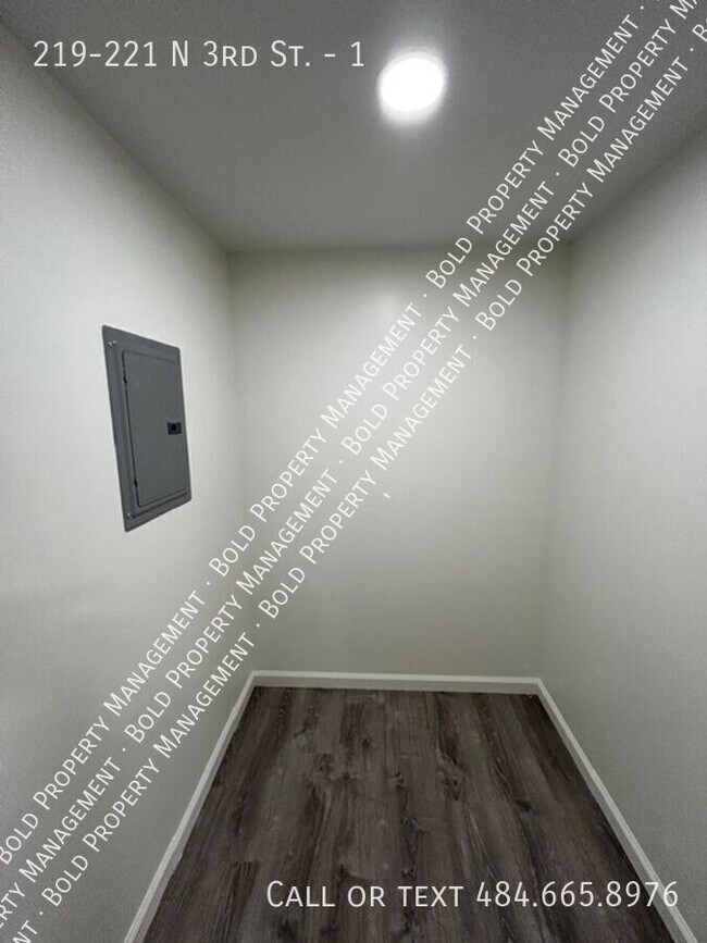 Building Photo - 219-221 N 3rd St.-1