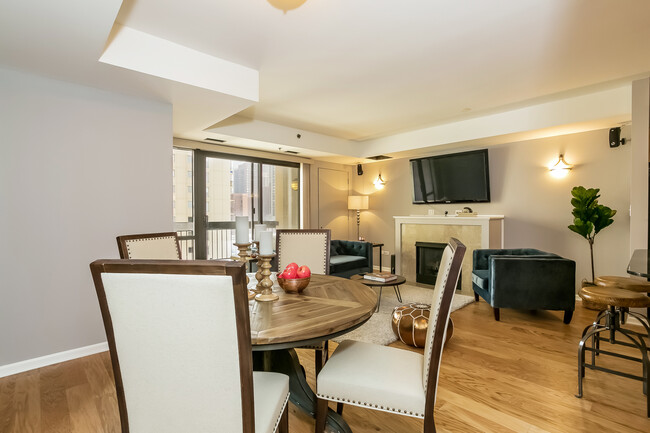 Foto del edificio - 1212 N Wells St