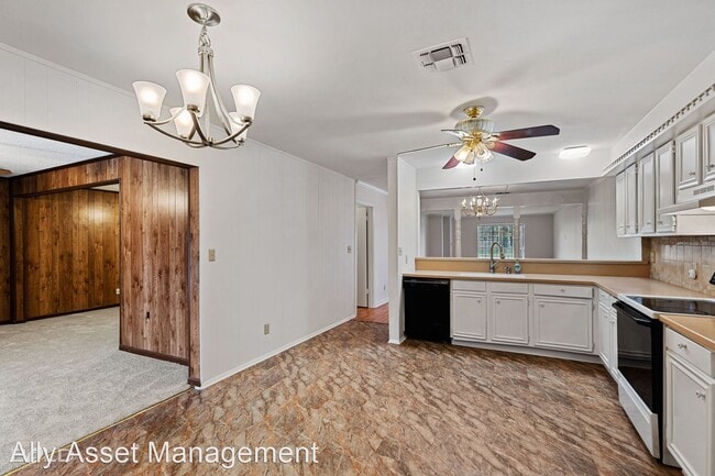 Building Photo - 3 br, 2 bath House - 203 Stratmore