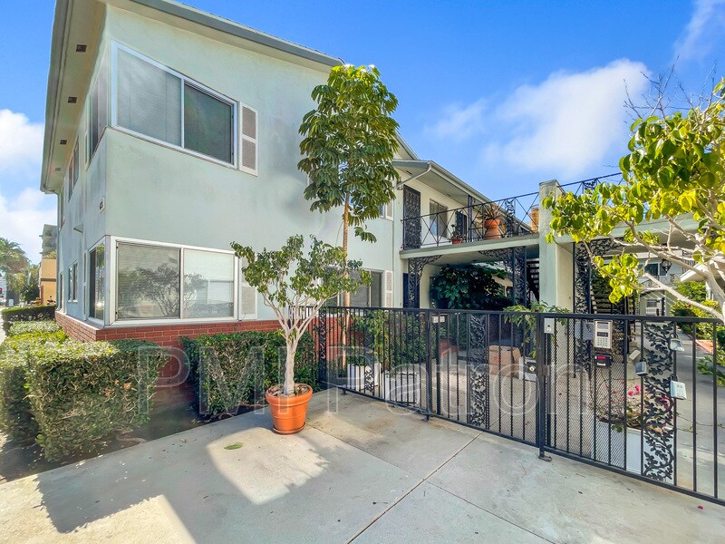 Primary Photo - 433 Atlantic Ave
