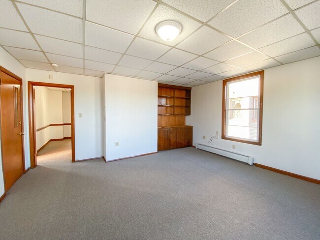 Foto del edificio - 1-3 Webster St / Amauta Apartments LLC