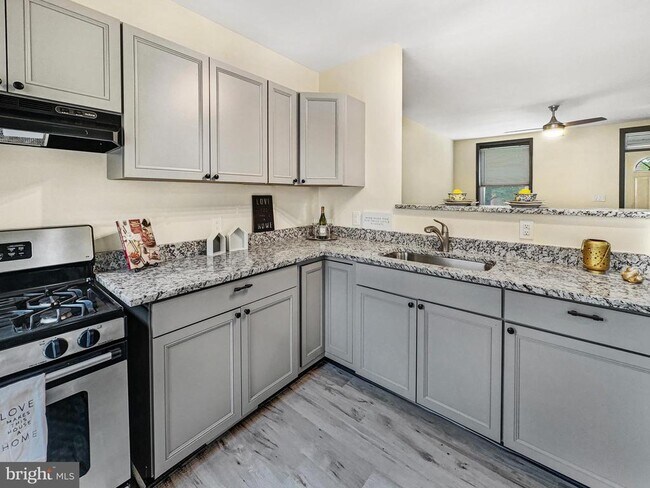 Foto del edificio - 434 N Bouldin St